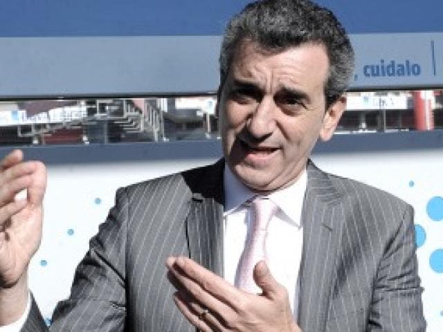 Randazzo anunció la presentación de cámaras de TV en los trenes del Sarmiento