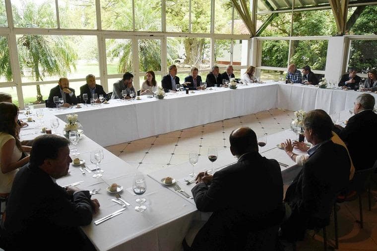Macri se encuentra reunido con los gobernadores de los 24 distritos