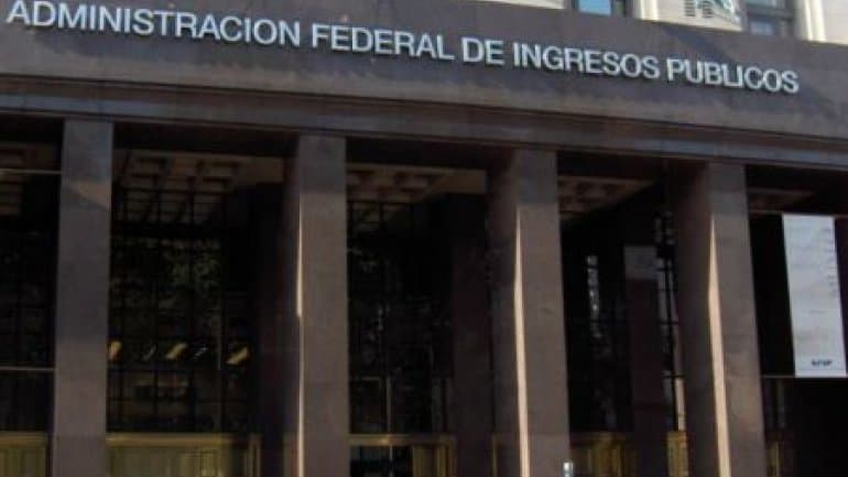 La recaudación impositiva de diciembre fue de alrededor de 140.000 millones de pesos