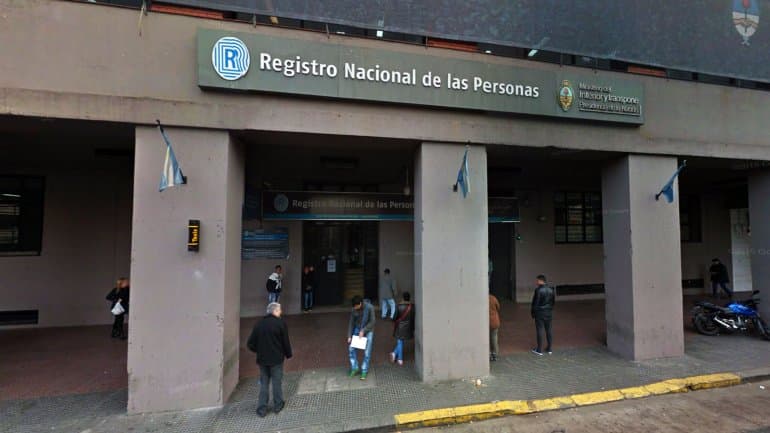 Evacuaron el Registro Nacional de las Personas por una amenaza de bomba