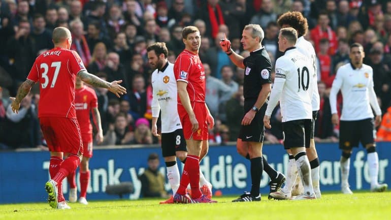 Liverpool recibe al Manchester United en un clásico por la dignidad