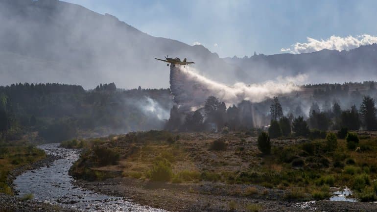 El incendio forestal en Chubut sigue sin control: ya se quemaron 1.600 hectáreas