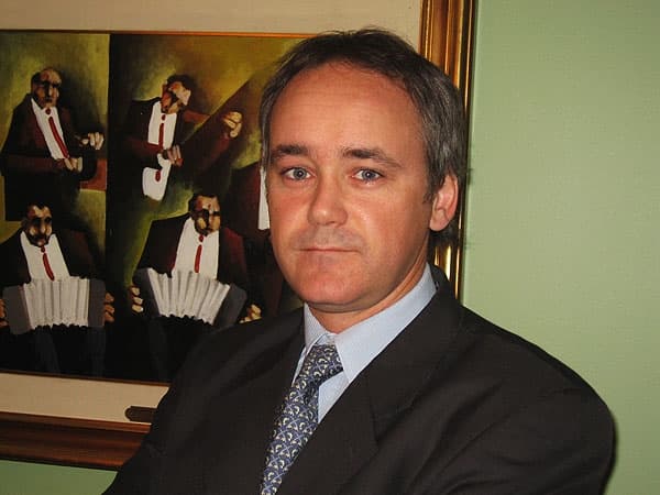 Alfonso Prat-Gay sumó a su equipo económico a un banquero del JP Morgan