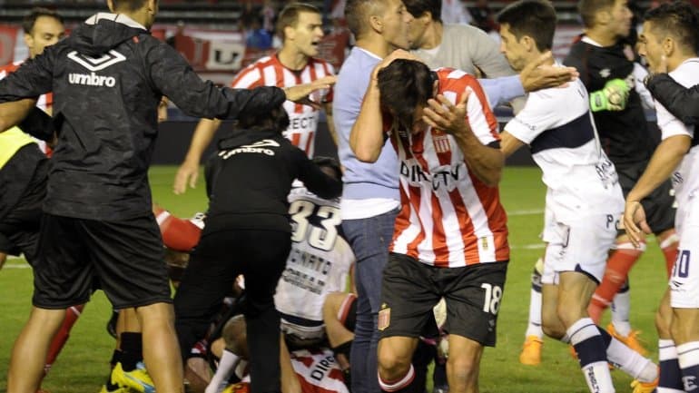 ¿El fútbol es para vivos? Así piensan bajar la penas al plantel Gimnasia y Estudiantes