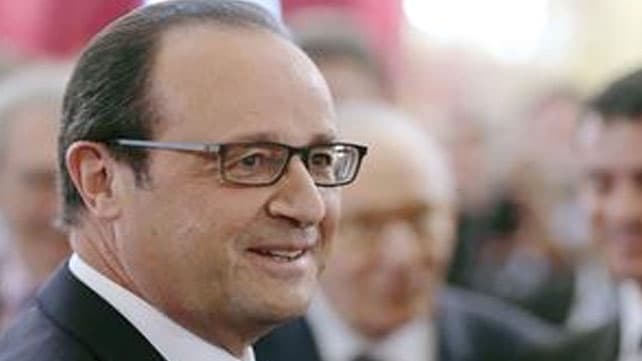 Inédito repunte de la imagen de François Hollande tras los atentados