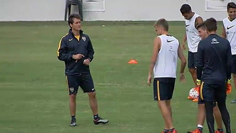 El primer equipo de Guillermo: con Tevez recuperado y titular, hay varios regresos