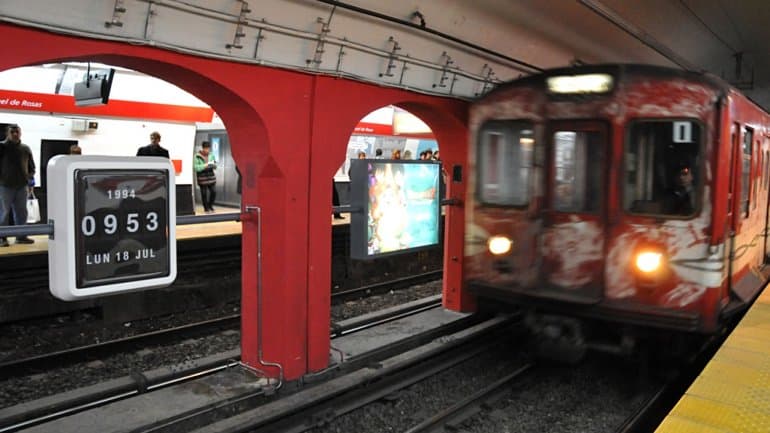 Subtes: la línea B no funciona por un conflicto gremial