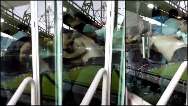 Dura sanción a un jugador y un dirigente de Gimnasia por la pelea que tuvieron en el palco