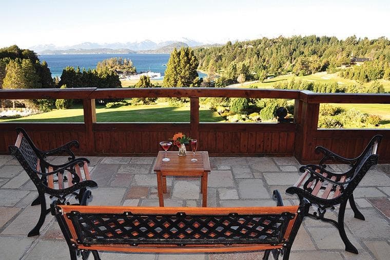 Mirá la suite con vista al lago donde descansarán Obama y su familia en Bariloche