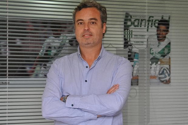 Eduardo Spinosa: «Tenemos que explicarle a la gente que el fútbol no puede seguir siendo gratis»