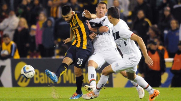 Rosario Central juega ante Vélez para volver a ser líder