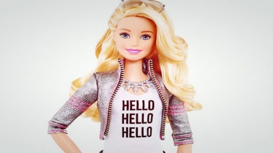 Ahora, Barbie puede interactuar con los niños: escucha, responde y aprende