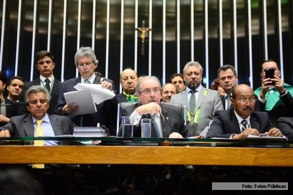 Diputados aprobó el juicio político a Dilma y el gobierno denunció un «golpe»