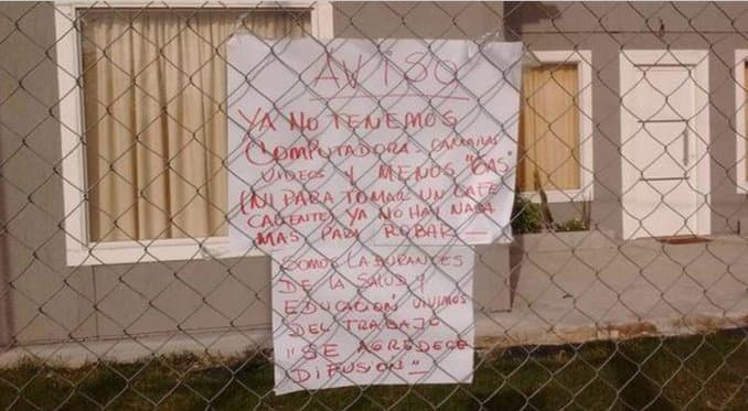 Cansados de los robos, les dejaron un cartel a los ladrones: «Ya no hay más nada»