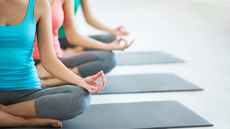 Practicar yoga es más beneficioso para el cerebro que los ejercicios de memoria