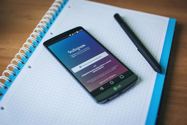 Instagram habilita la moderación de comentarios en sus publicaciones
