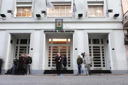 El fútbol de ascenso, suspendido por la audiencia pública sobre el gas