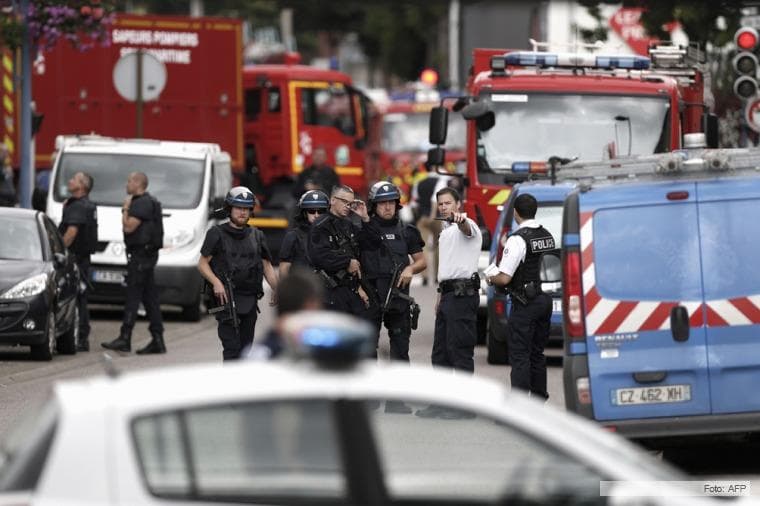 Falsa alarma de terrorismo provocó un mega operativo policial en el centro de París