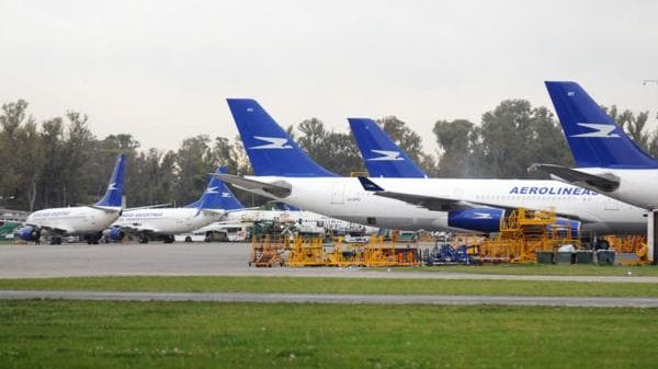 Aerolíneas volvió a poner en dudas el vuelo a Roma a días de la reunión entre Macri y el Papa
