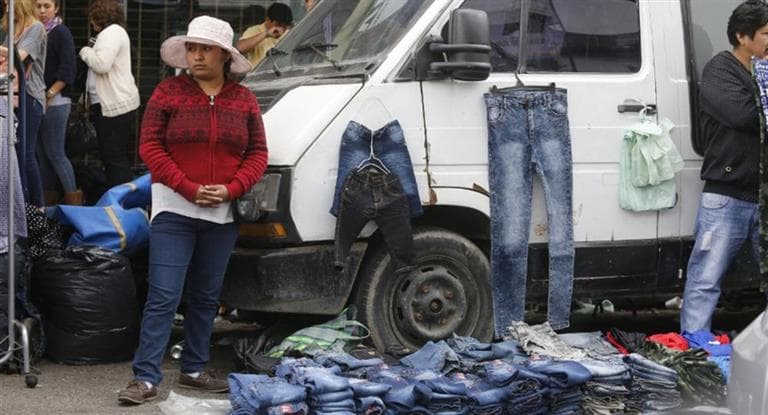 Por operativos contra manteros, cayó casi 42% la venta callejera ilegal en la Ciudad en septiembre