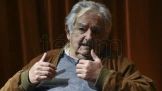 Mujica aseguró que «el Papa honra a la humanidad entera»