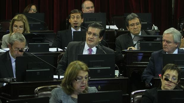 El Senado dio media sanción a un proyecto para regular los alquileres