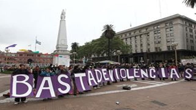 «¡No estamos solas!»: convocan a una caminata contra el femicidio