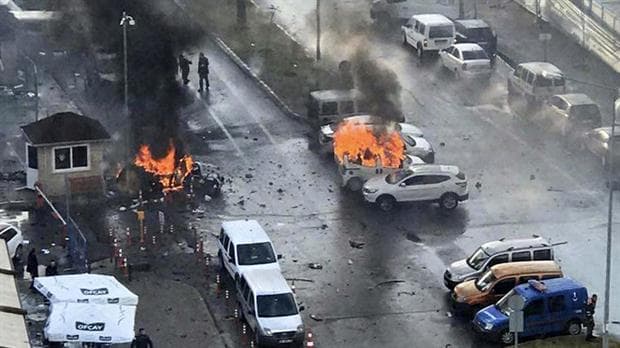 Otro atentado en Turquía, esta vez en los Tribunales de Esmirna