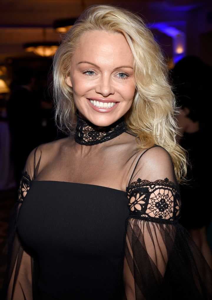 Pamela Anderson y un sorprendente cambio de look