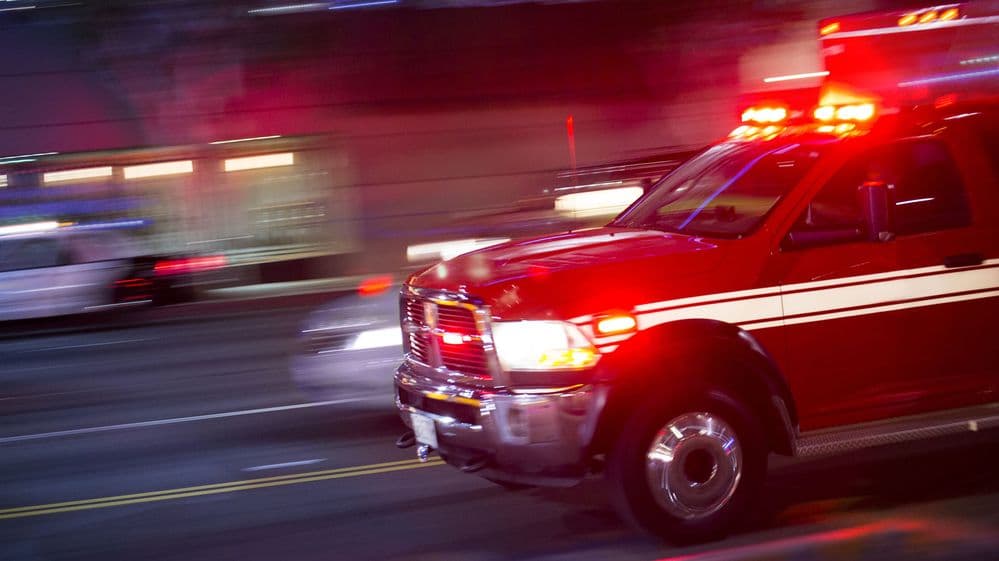 Ahora las ambulancias podrán interrumpir la música que escuchan los conductores en sus vehículos para pedir paso