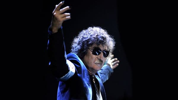 Charly García presentó su nuevo tema: “La Máquina de ser feliz”
