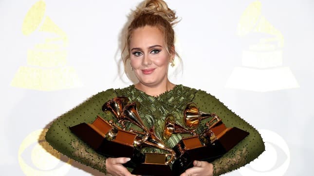 Adele fue la gran ganadora de los Grammy