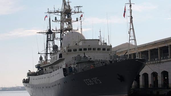 Un barco espía ruso fue detectado frente a la costa de Estados Unidos