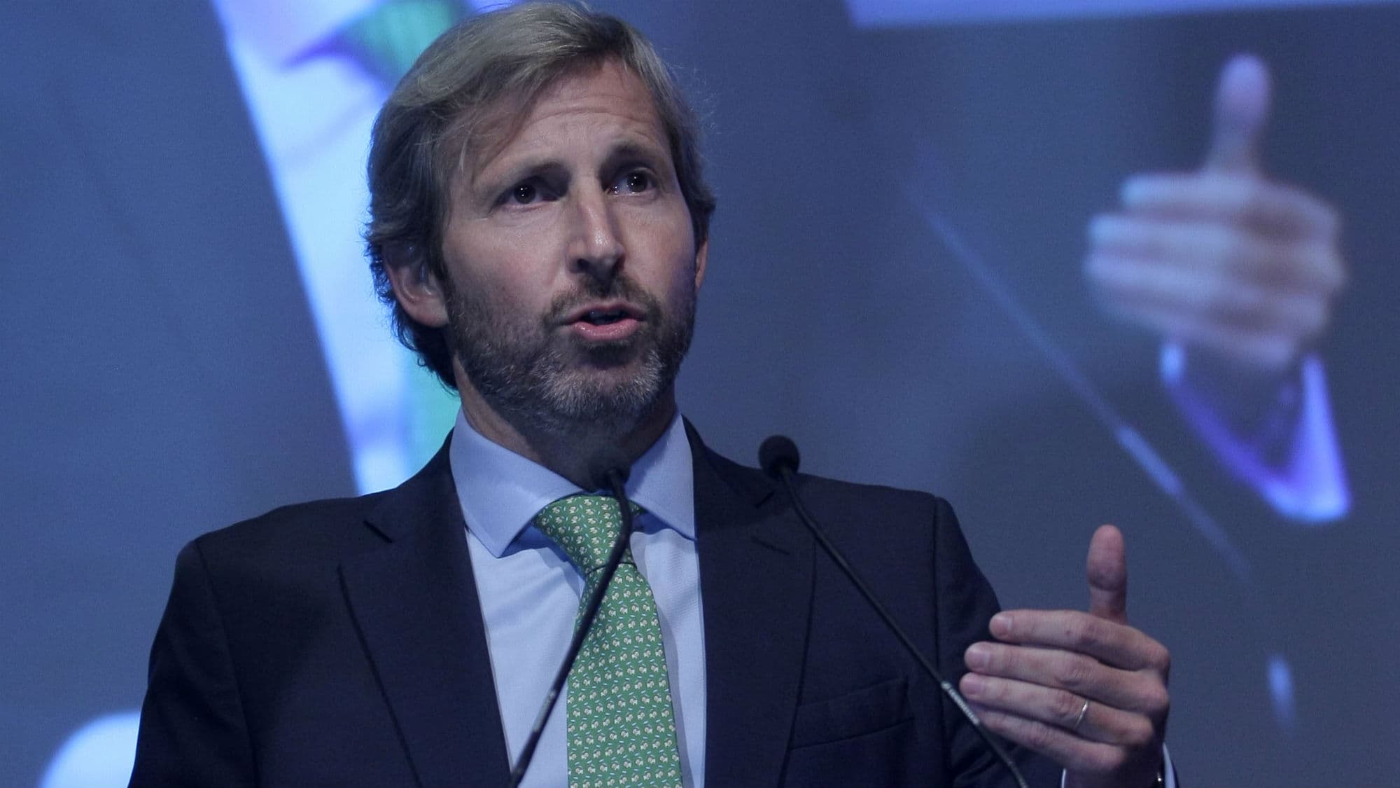 El Gobierno acompaña a cinco provincias en busca de financiamiento