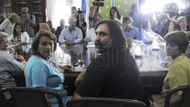 Los gremios docentes bonaerenses rechazaron la oferta salarial y la conciliación obligatoria