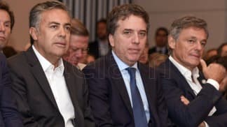 Dujovne pidió la sanción de la ley de mercado de capitales