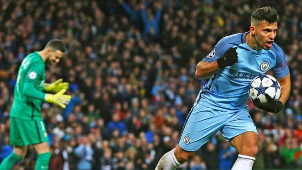 Pep Guardiola volvió a enojarse por una pregunta sobre el futuro de Agüero