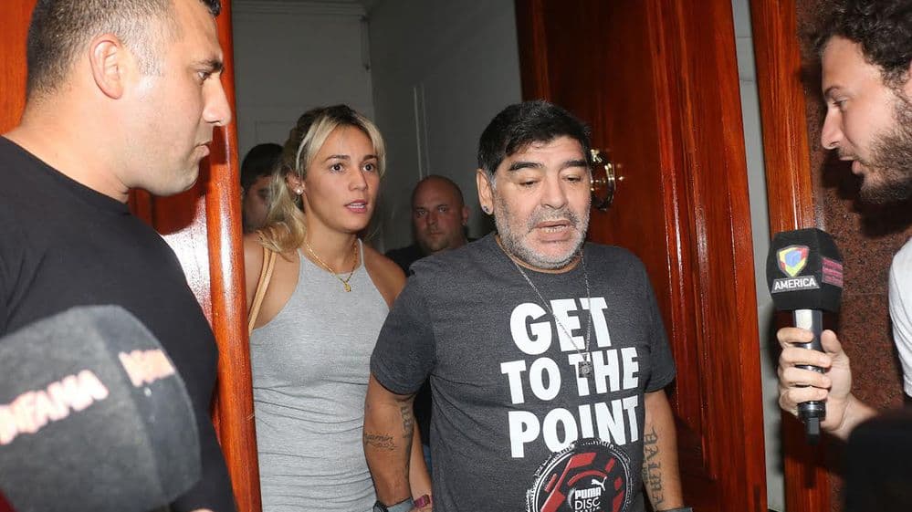 Diego Maradona, durísimo contra Dady Brieva: «¿Quién es? Sólo lo conocen en Santa Fe y en Buenos Aires»