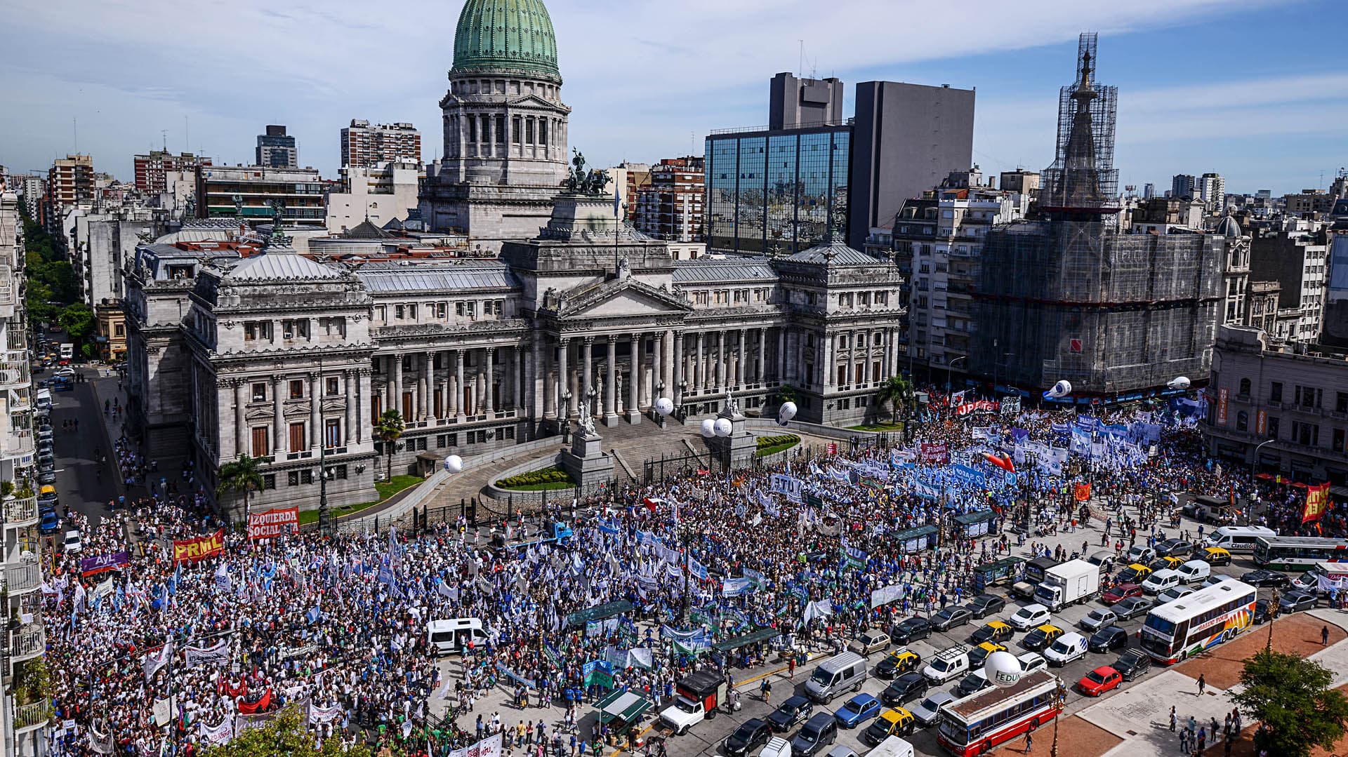 El Gobierno nacional “no le dará la espalda” al reclamo de los trabajadores
