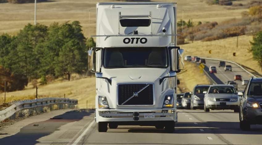 Con GPS, sensores y sin chofer: así son los camiones inteligentes de Uber que ya circulan por Estados Unidos
