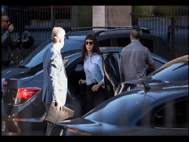 Florencia Kirchner denunció al presidente del BCRA