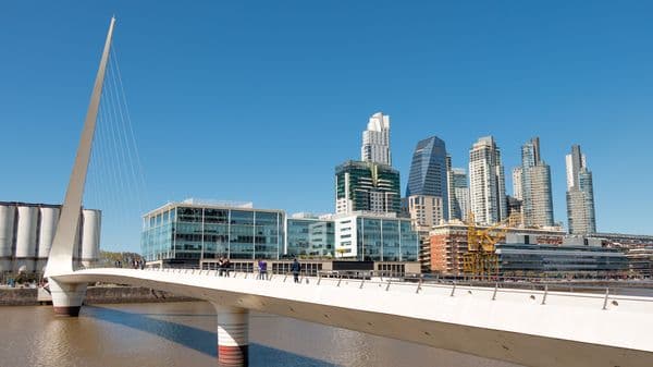Detectan alto nivel de contaminación en algunos ríos y lagos de la Ciudad de Buenos Aires