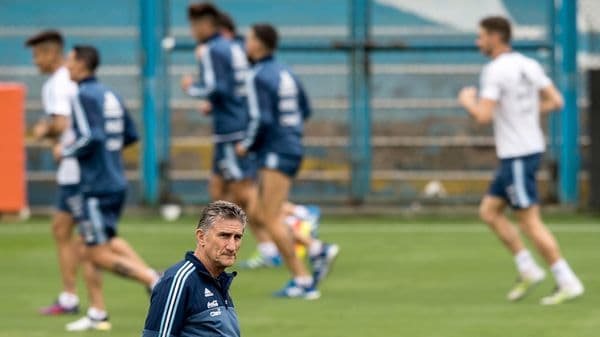 Viagra, cafeína y aspirinas: el plan secreto de Bauza para jugar en Bolivia