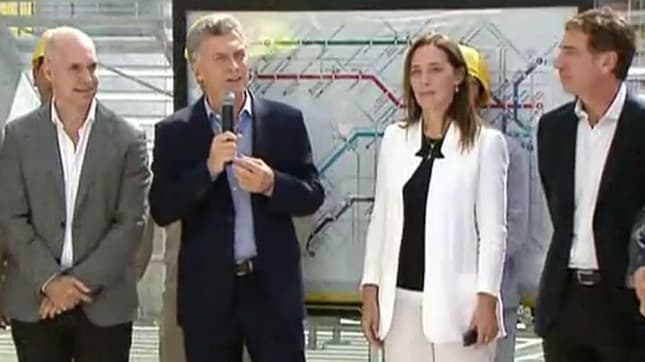 Mauricio Macri: «Estamos pensando en el largo plazo, no en el atajo, la mentira o el parche»