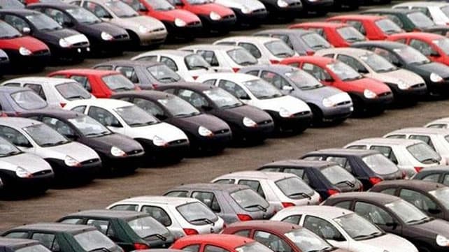 Despidos y caída en las ventas en las automotrices de Brasil