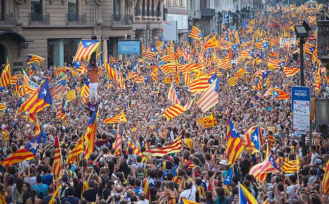 Cataluña convocará el referéndum secesionista en dos meses