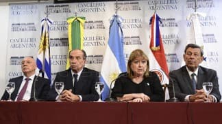 Los cancilleres del Mercosur y la Alianza del Pacífico se reunirán mañana en Buenos Aires