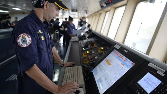 Después de 10 años, el rompehielos Almirante Irízar volvió a navegar