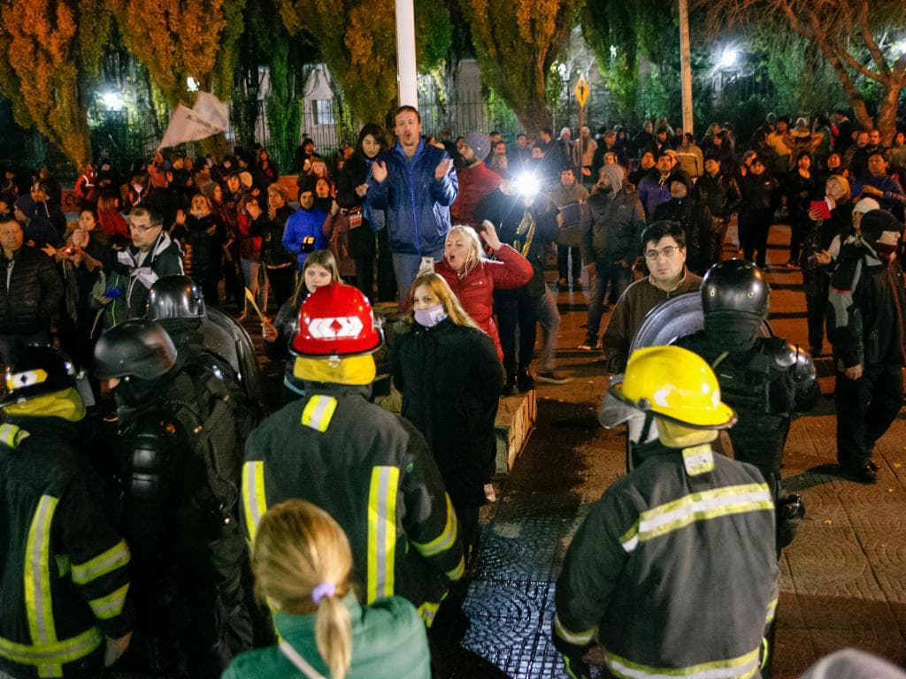 Maestros y judiciales santacruceños mantendrán el paro