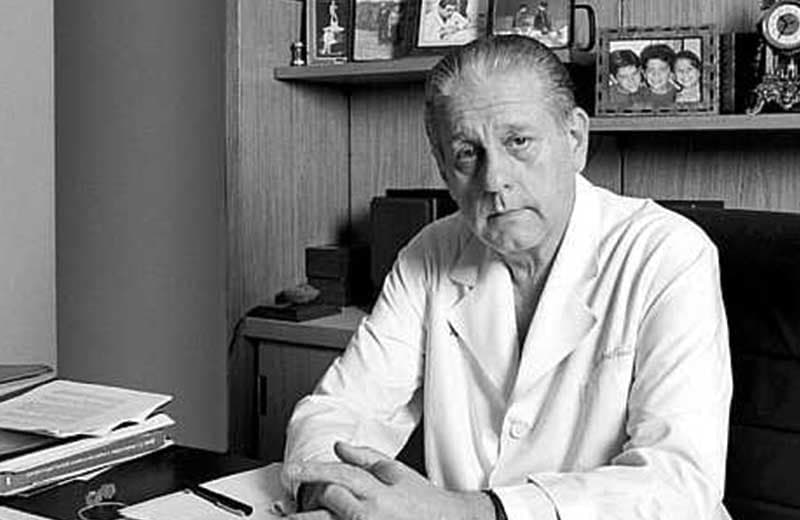Se cumplen 50 años del by-pass, la técnica con la que René Favaloro revolucionó la cirugía cardiovascular